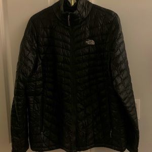 North face Women’s black xl down jacket